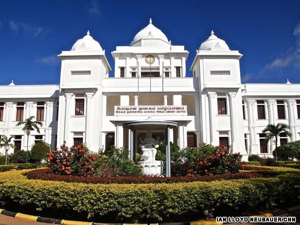Sai Holiday Inn Jaffna Exterior foto